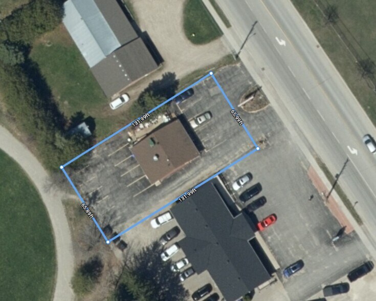 More Photos Of 56 Yonge St S, Springwater Fast Food For Sale