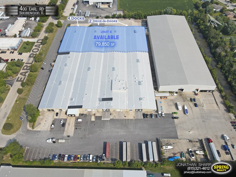 More Photos Of 400 Earl Rd, Shorewood Warehouse For Lease