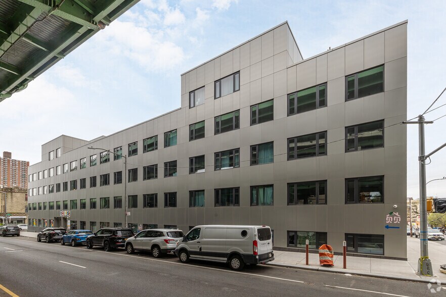 More Photos Of 6002-6020 3rd Ave, Brooklyn Apartments For Lease