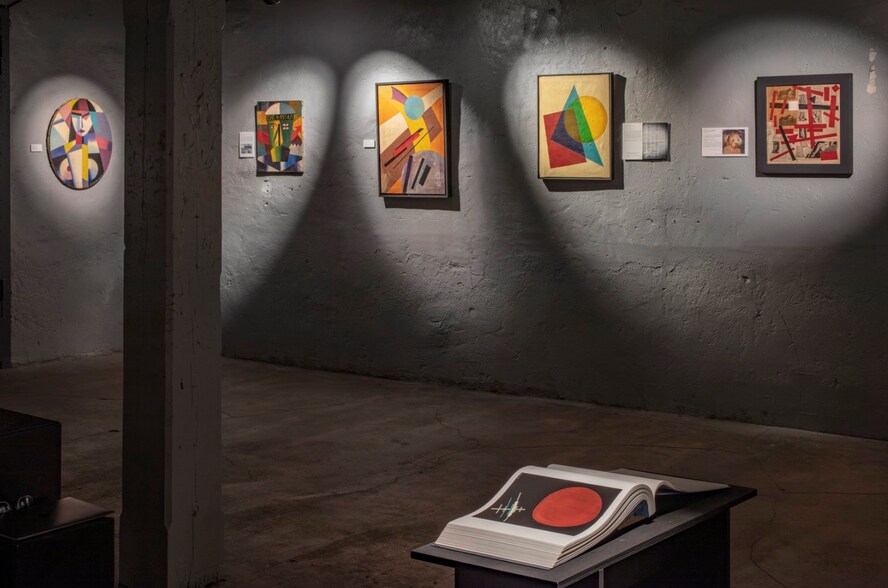 More Photos Of 2565 Curtis St, Denver Warehouse For Sale