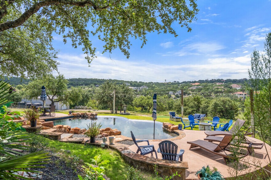 More Photos Of 4607 R O Dr, Spicewood Lodge Meeting Hall For Sale