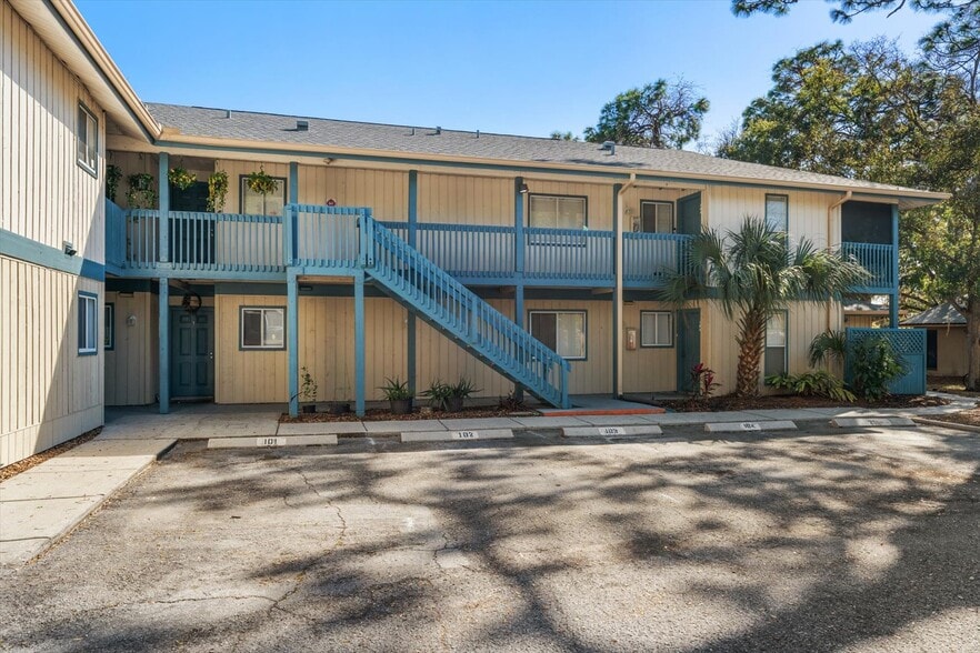 More Photos Of 1113 Ohio Ave, Dunedin Apartments For Sale