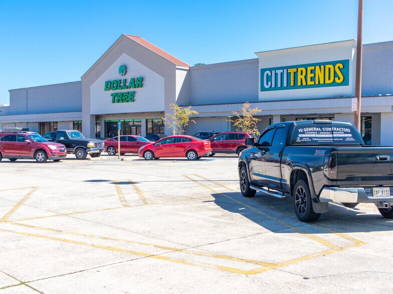 More Photos Of 1307-1355 E Pass Rd, Gulfport Unknown For Lease