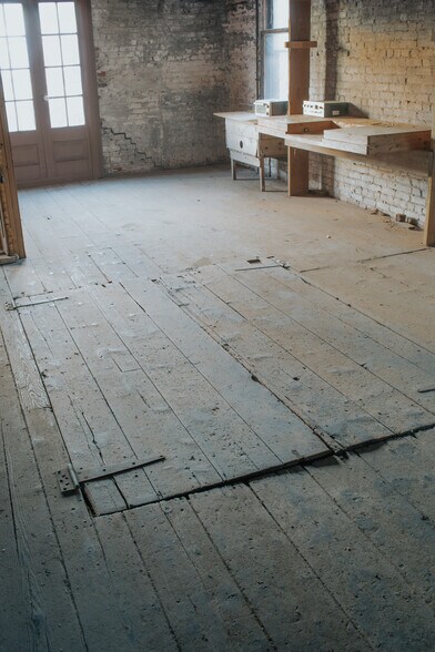 More Photos Of 32 Chambers St, Newburgh Light Manufacturing For Sale