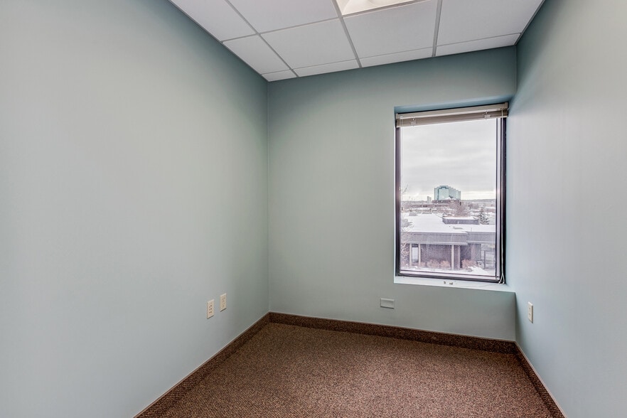 More Photos Of 7300 France Ave S, Edina Medical For Sale