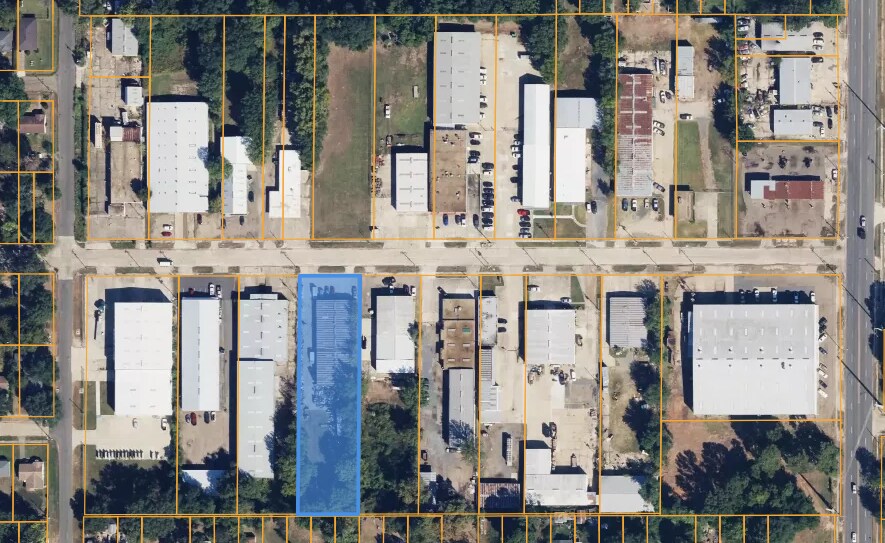 More Photos Of 509 W 67th St, Shreveport Warehouse For Lease