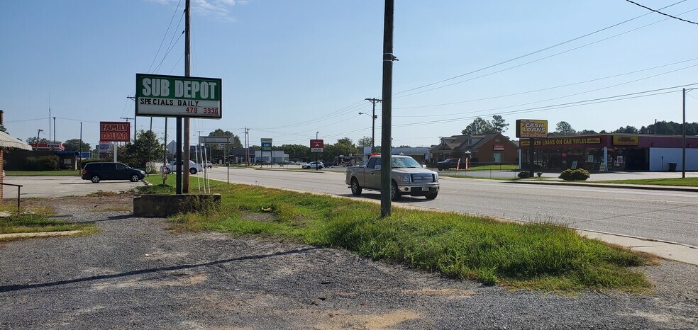 More Photos Of 117 Highway 15-401 Byp E, Bennettsville General Retail For Sale