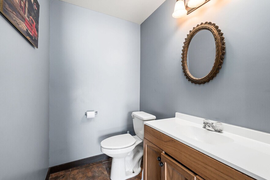 More Photos Of 209 Mountain Rd, Livingston Self Storage For Sale