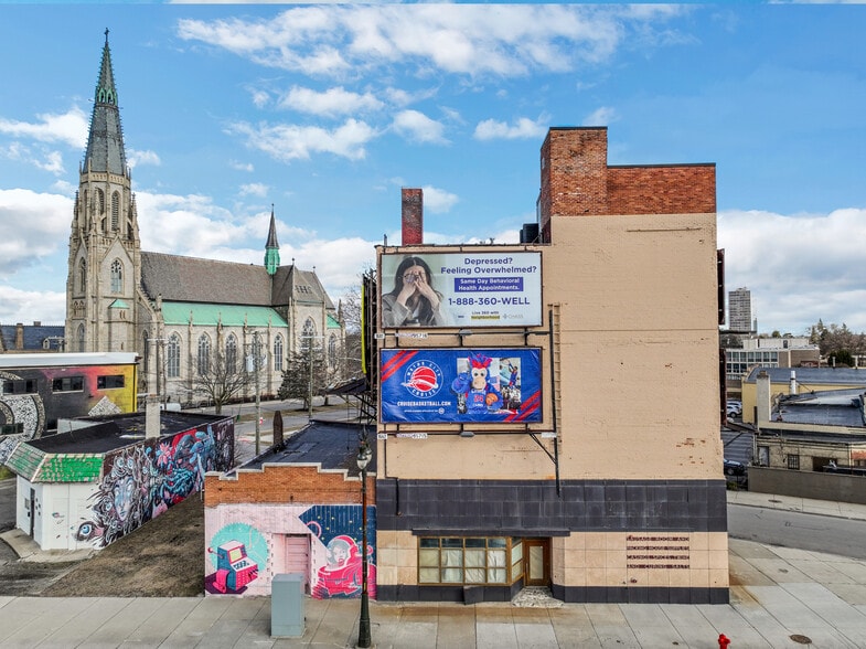 More Photos Of 1528 Gratiot Ave, Detroit Apartments For Sale