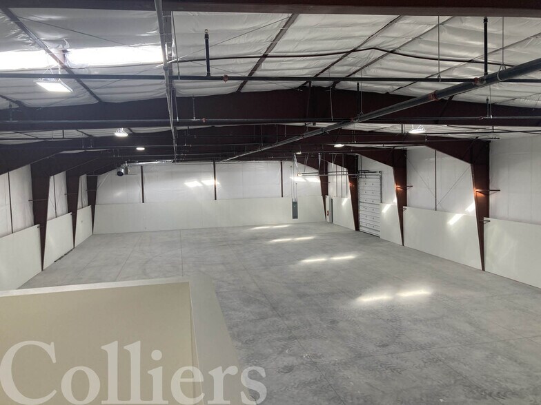 More Photos Of 8515 E Cash Ln, Nampa Warehouse For Lease