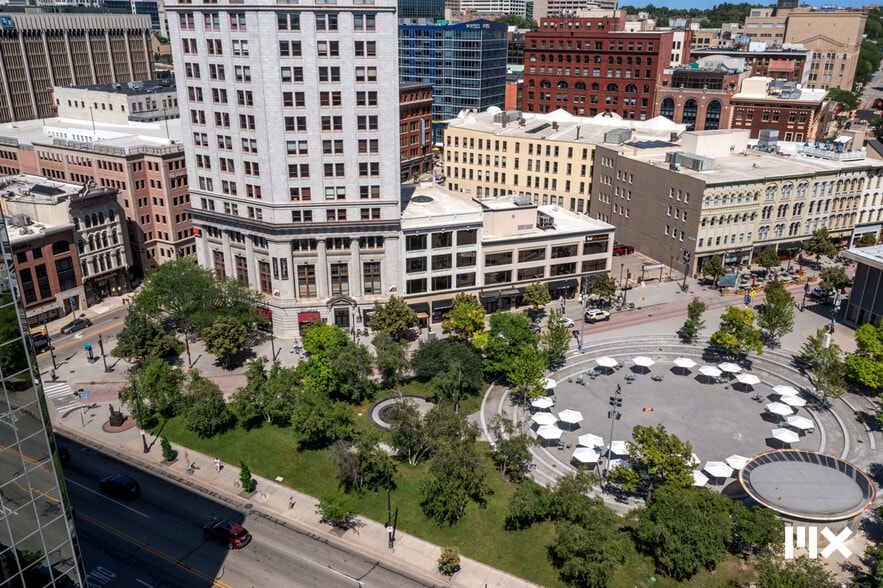 More Photos Of 139 Pearl St NW, Grand Rapids Multifamily For Sale