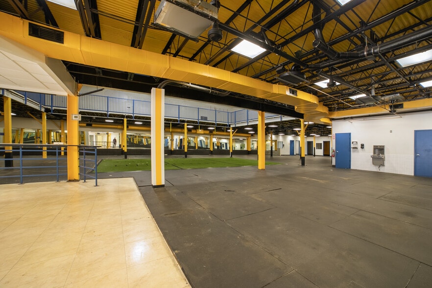 More Photos Of 450 State Route 34, Matawan Light Distribution For Lease