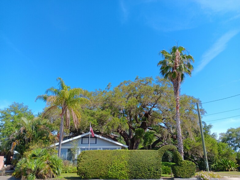 More Photos Of 606 Turner St, Clearwater Land For Sale