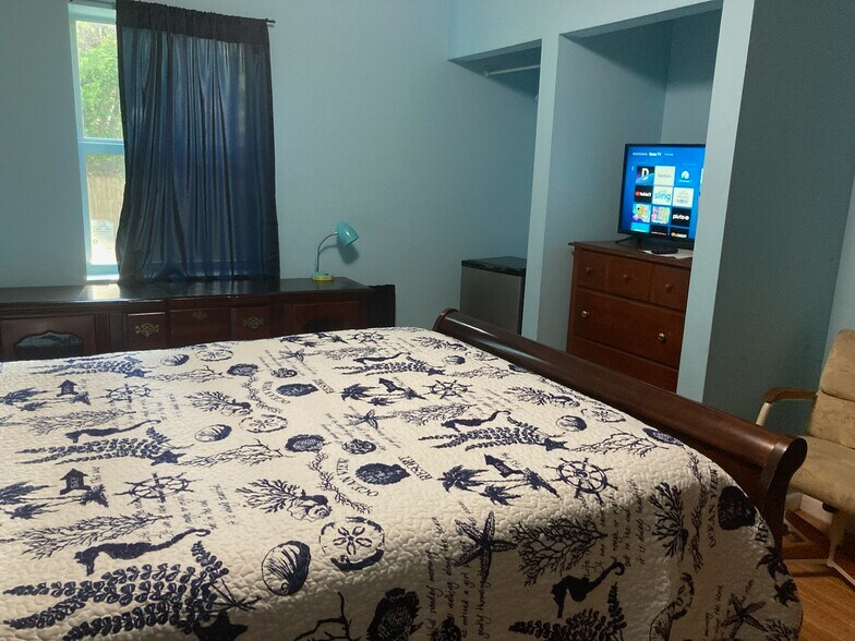 More Photos Of 547 High St, Daytona Beach Office For Sale