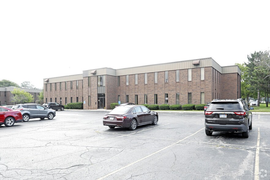 More Photos Of 40500 Ann Arbor Rd, Plymouth Office For Lease