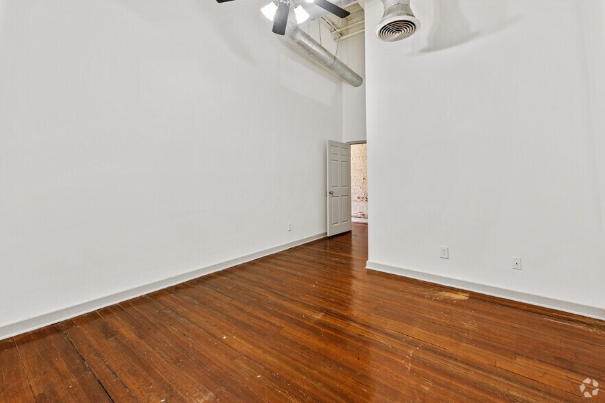 More Photos Of 2300-2312 1st Ave N, Birmingham Apartments For Lease