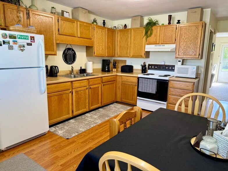 More Photos Of 4321 Acme Rd, Ilion Apartments For Sale