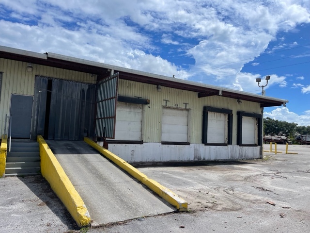 Primary Photo Of 26444 County Road 33 S, Groveland Warehouse For Lease