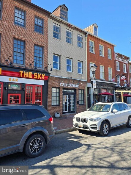 More Photos Of 714 S Broadway, Baltimore Storefront Retail Residential For Lease