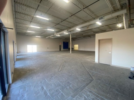 More Photos Of 1700 Kiefer Dr, Zion Warehouse For Lease