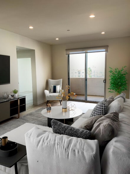 More Photos Of 1545 S Fairfax Ave, Los Angeles Apartments For Sale
