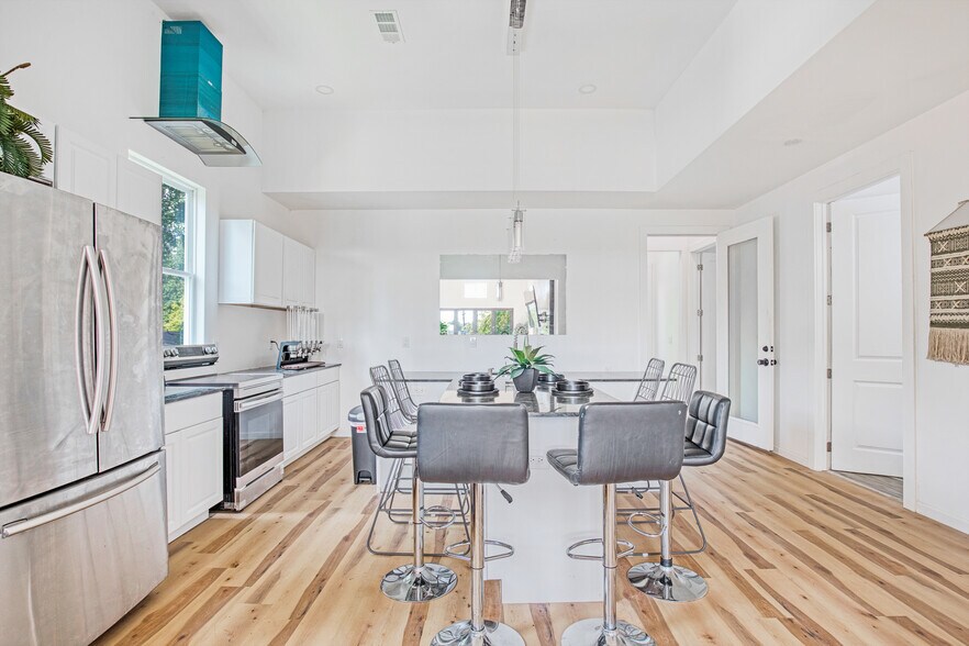 More Photos Of 235 Candler Rd SE, Atlanta Specialty For Sale