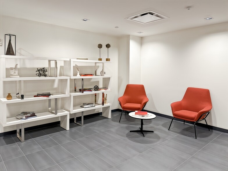 More Photos Of 14 Penn Plaza, New York Coworking Space