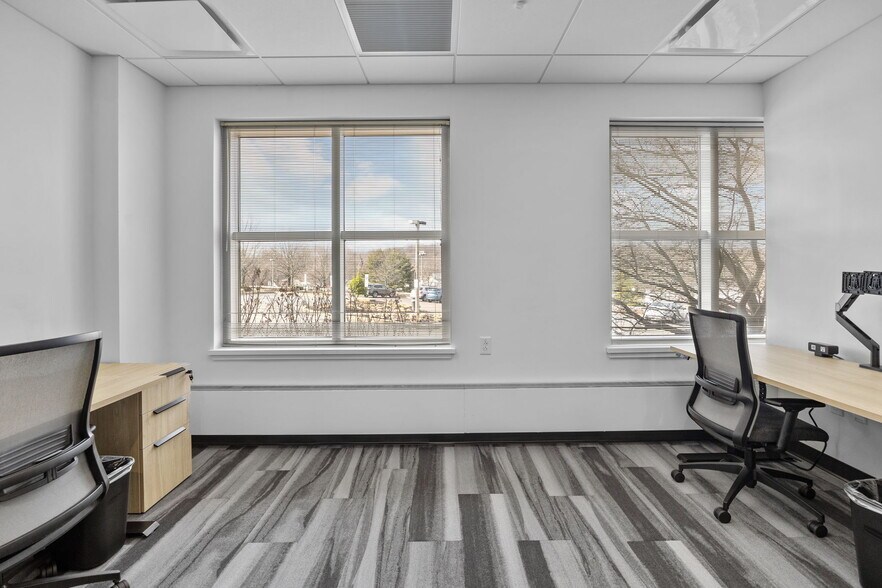 More Photos Of 1000 Northbrook Dr, Trevose Office For Sale