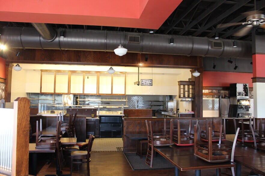 More Photos Of 108 Market St, Flowood Restaurant For Lease