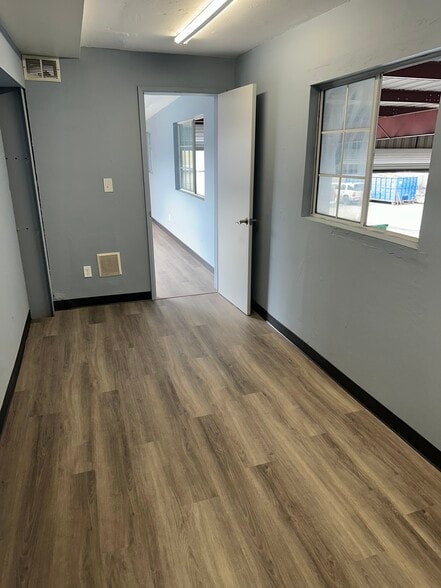 More Photos Of 11440 N Woodside Ave, Santee Unknown For Lease