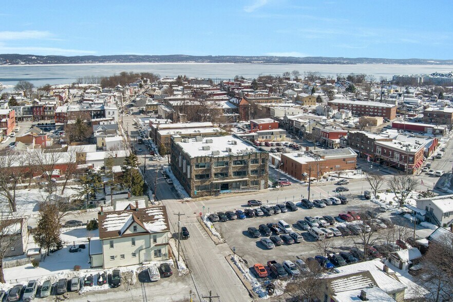 More Photos Of 31 W Broad St, Haverstraw Office For Lease