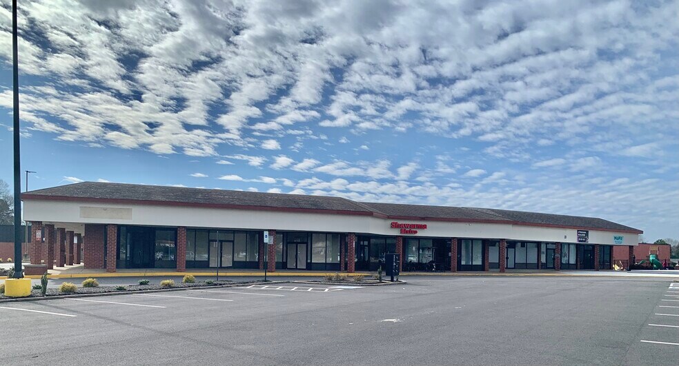 More Photos Of 12412-12450 Gayton Rd, Richmond Unknown For Lease