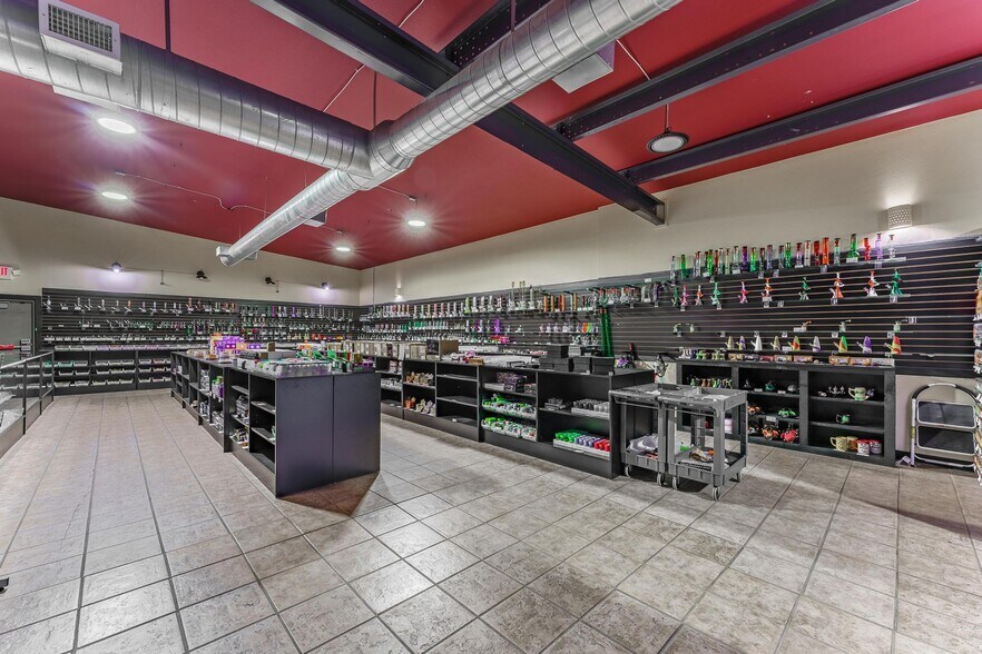 More Photos Of 1971 E US 412 Hwy, Siloam Springs General Retail For Sale