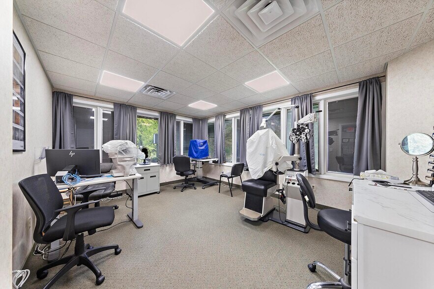 More Photos Of 257 Monmouth Rd, Oakhurst Medical For Sale