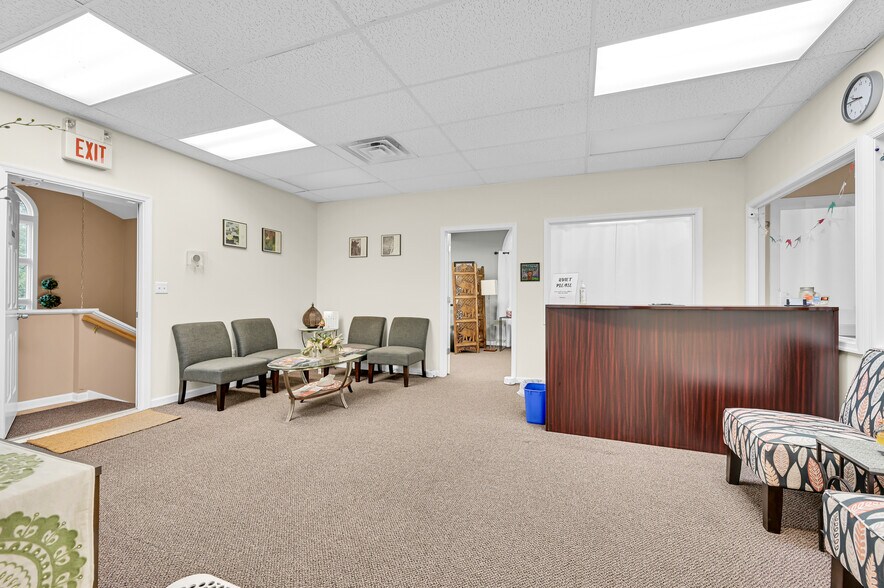 More Photos Of 21 Orchard St, Denville Medical For Lease