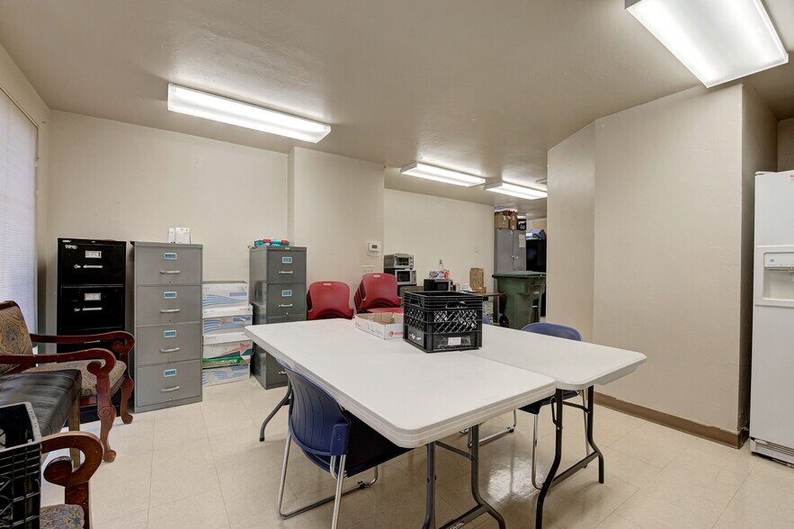 More Photos Of 3530 N MacArthur Blvd, Oklahoma City Medical For Sale