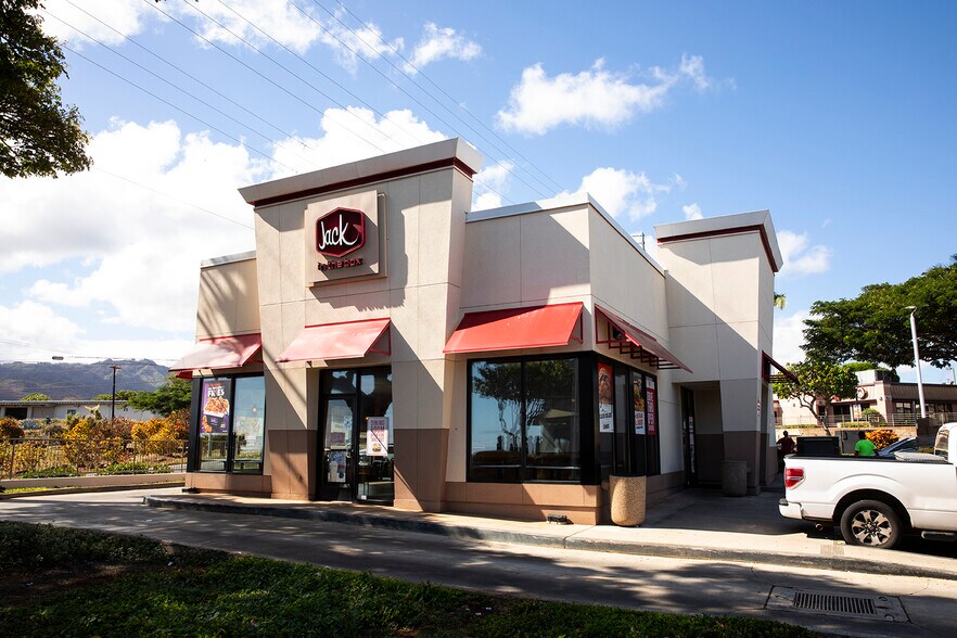 More Photos Of 94-673 Kupuohi St, Waipahu Unknown For Lease