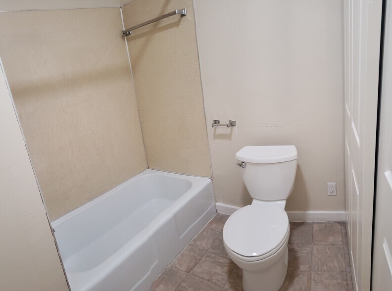 More Photos Of 131 E Pueblo St, Reno Office For Sale