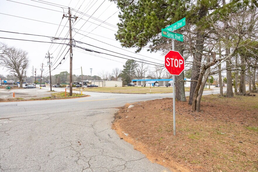 More Photos Of 1651 Donna Lynn Dr, Smyrna Office For Sale