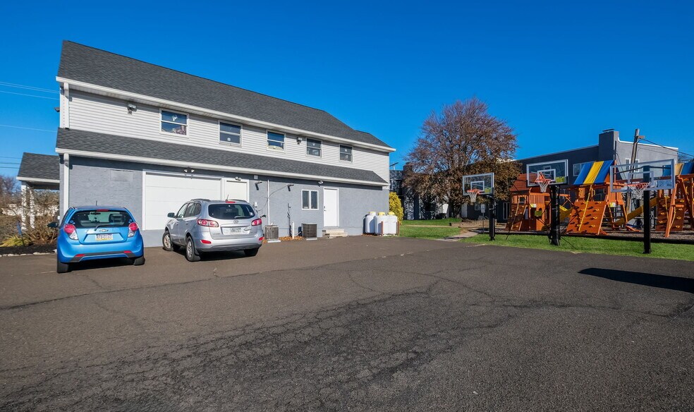 More Photos Of 3488 York Rd, Furlong Office For Sale