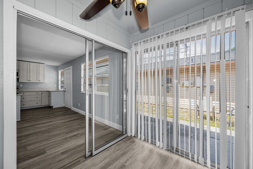 More Photos Of 1231 Illinois Ave, Palm Harbor Apartments For Sale