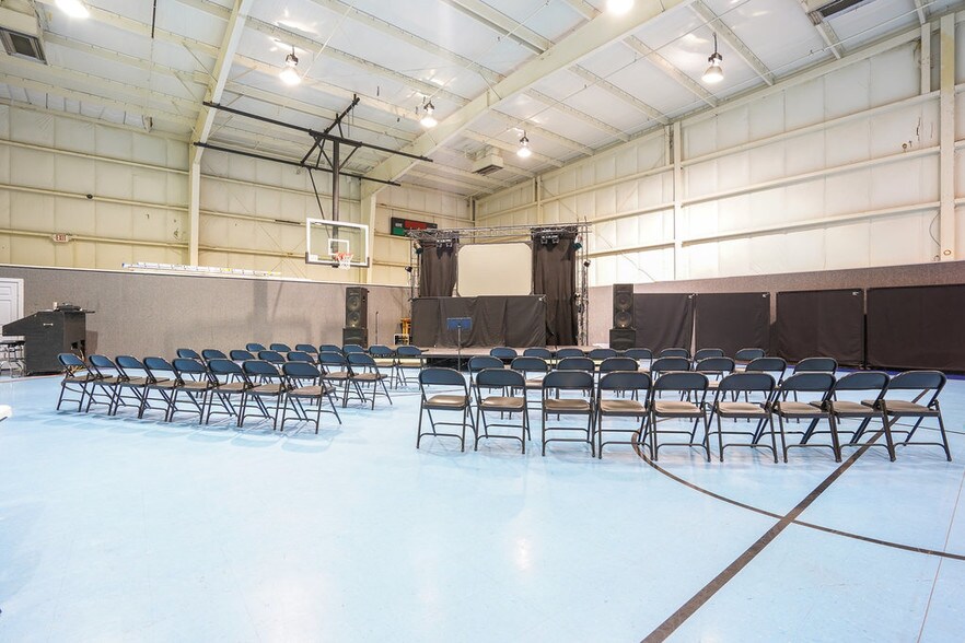 More Photos Of 1110 S 12th St, Fort Smith Religious Facility For Sale