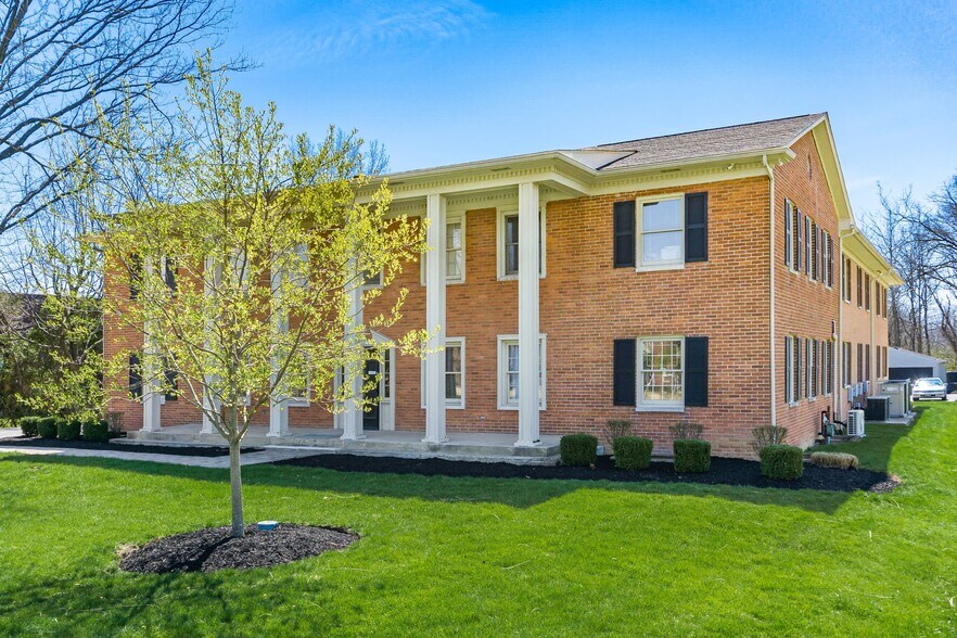 Primary Photo Of 261 W Johnstown Rd, Columbus Coworking Space