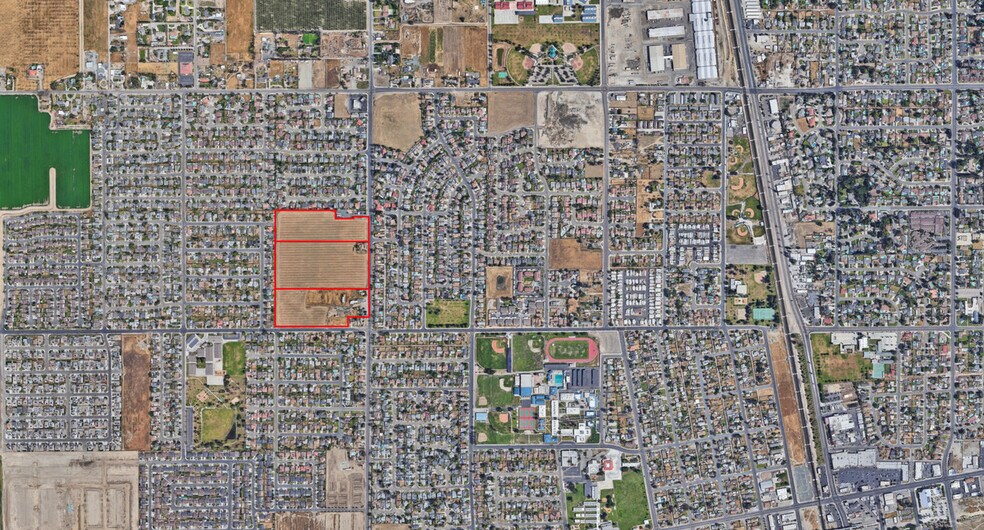 More Photos Of 907 N West St, Tulare Land For Sale
