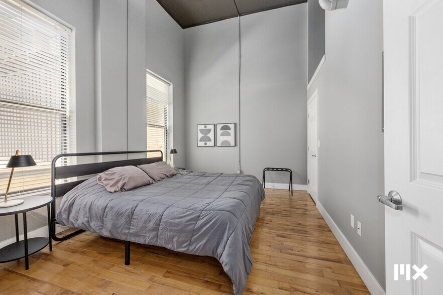 More Photos Of 139 Pearl St NW, Grand Rapids Multifamily For Sale