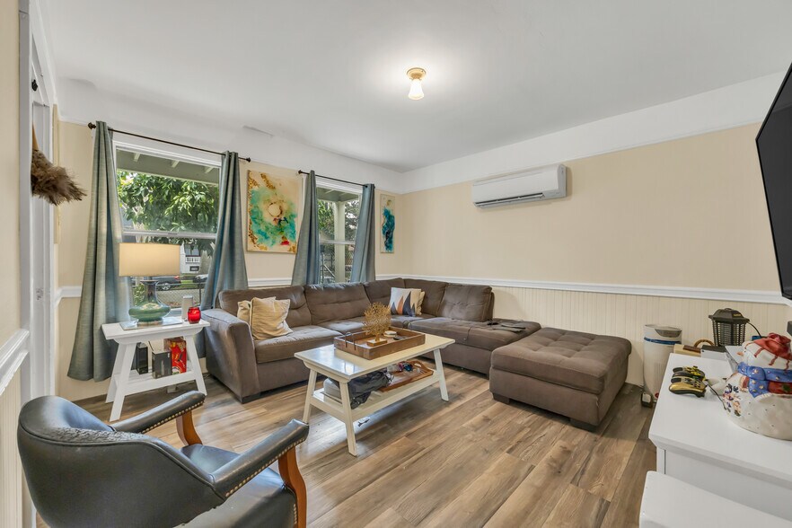 More Photos Of 1721 U St, Sacramento Apartments For Sale