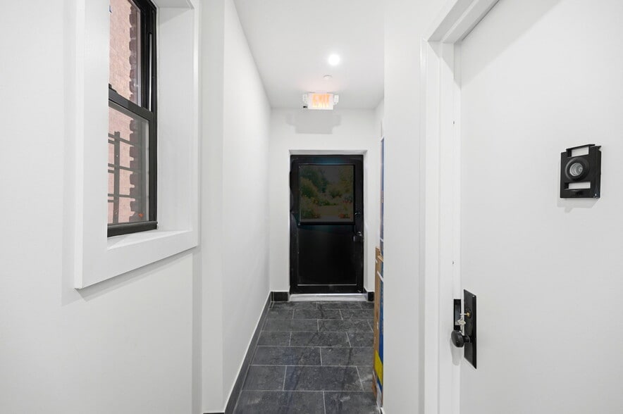 More Photos Of 2152 Muliner Ave, Bronx Apartments For Sale