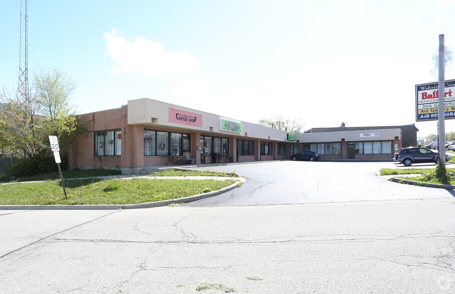 More Photos Of 127-139 E Front St, Wood Dale Freestanding For Lease