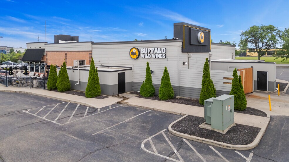 More Photos Of 5020 Tiedeman Rd, Brooklyn Restaurant For Sale