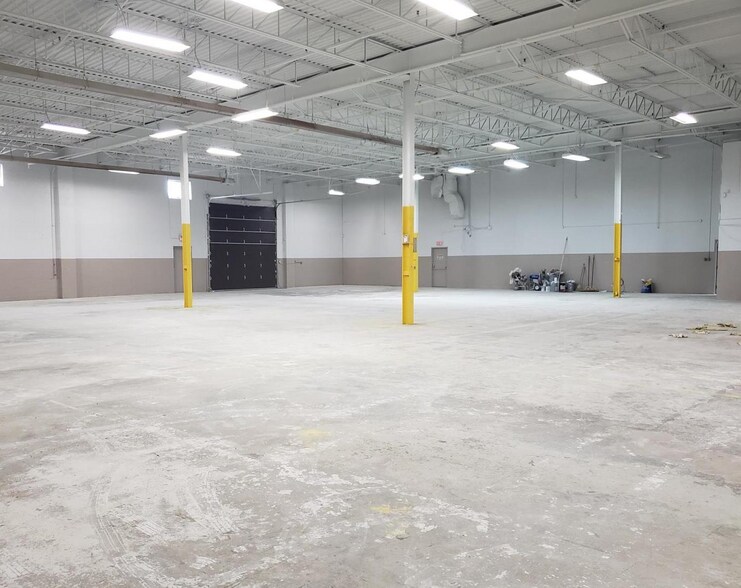More Photos Of 55 Bradwick Dr, Concord Manufacturing For Lease